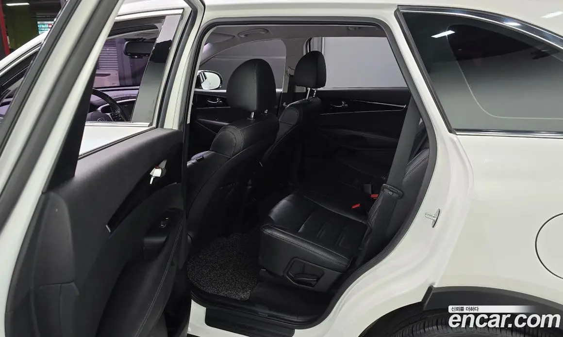 Kia Sorento 2018 2.0 автомат (гидро), фото 11 Kia Sorento 2018 2.0 автомат (гидро), фото 11