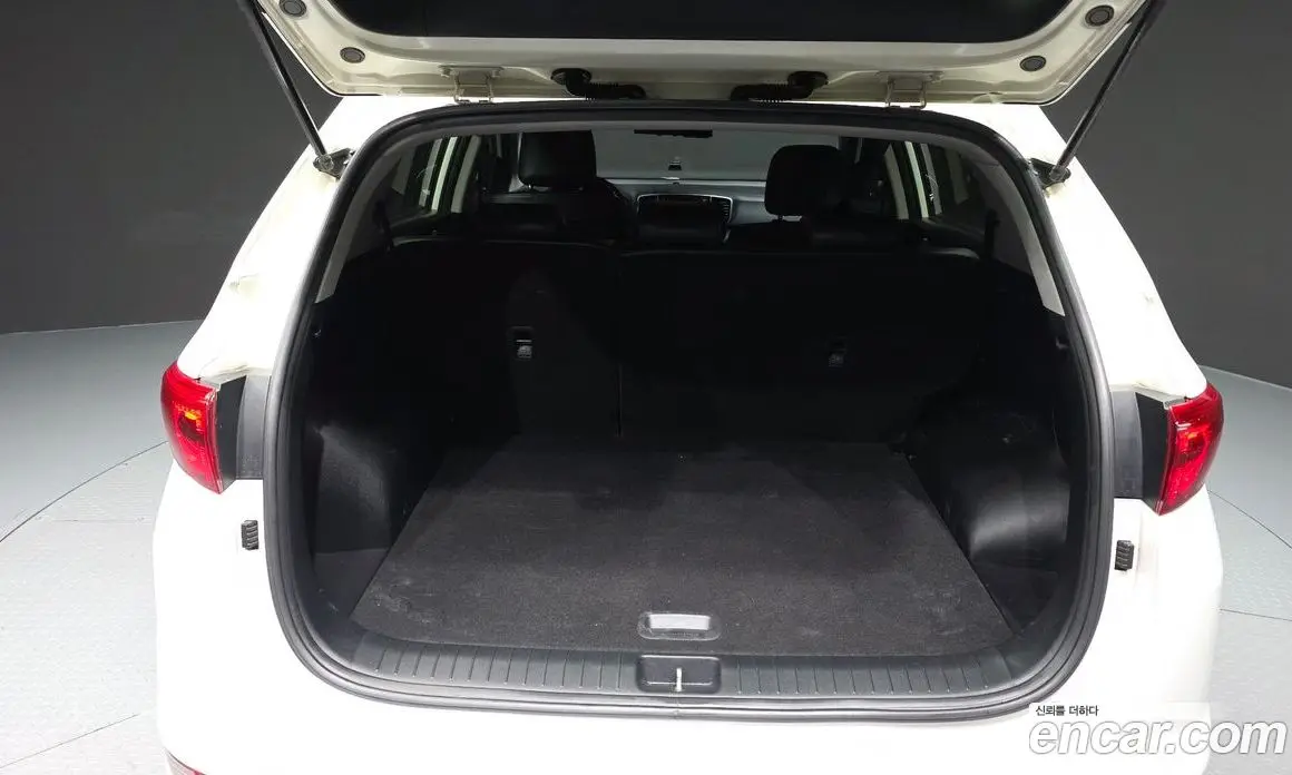 Kia Sportage 2015 2.0 автомат (гидро), фото 20 Kia Sportage 2015 2.0 автомат (гидро), фото 20