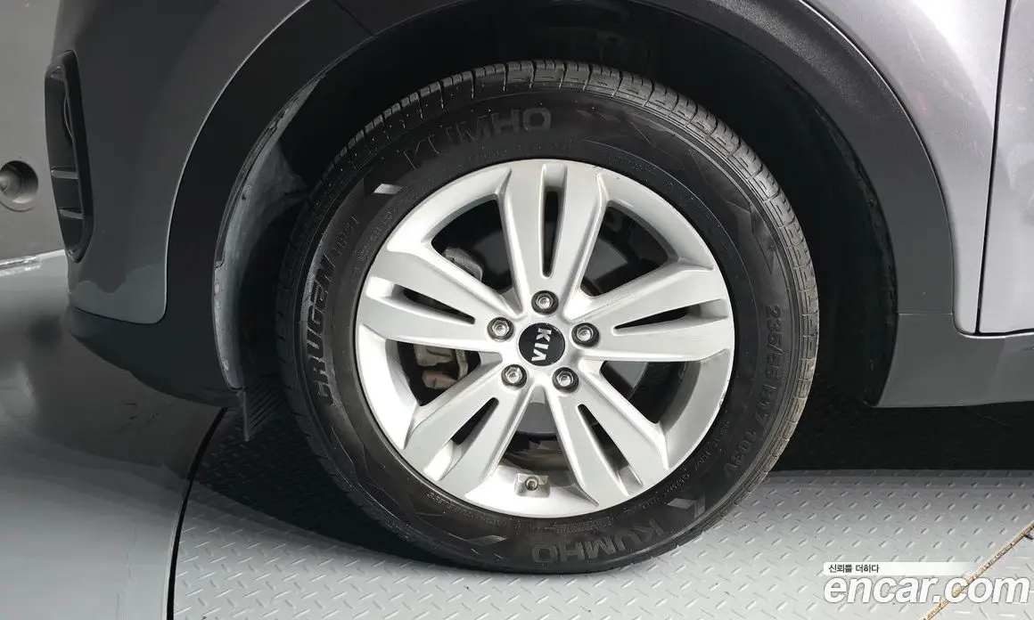 Kia Sportage 2016 2.0 автомат (гидро), фото 5