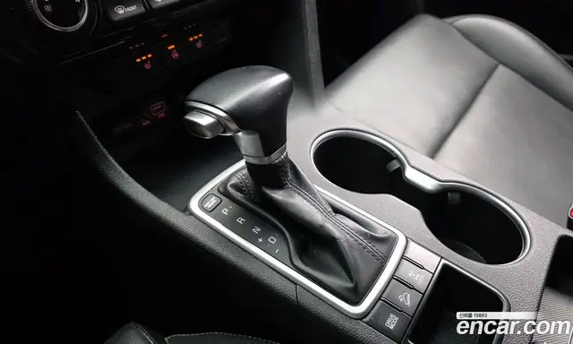 Kia Sportage 2016 2.0 автомат (гидро), миниатюра 9