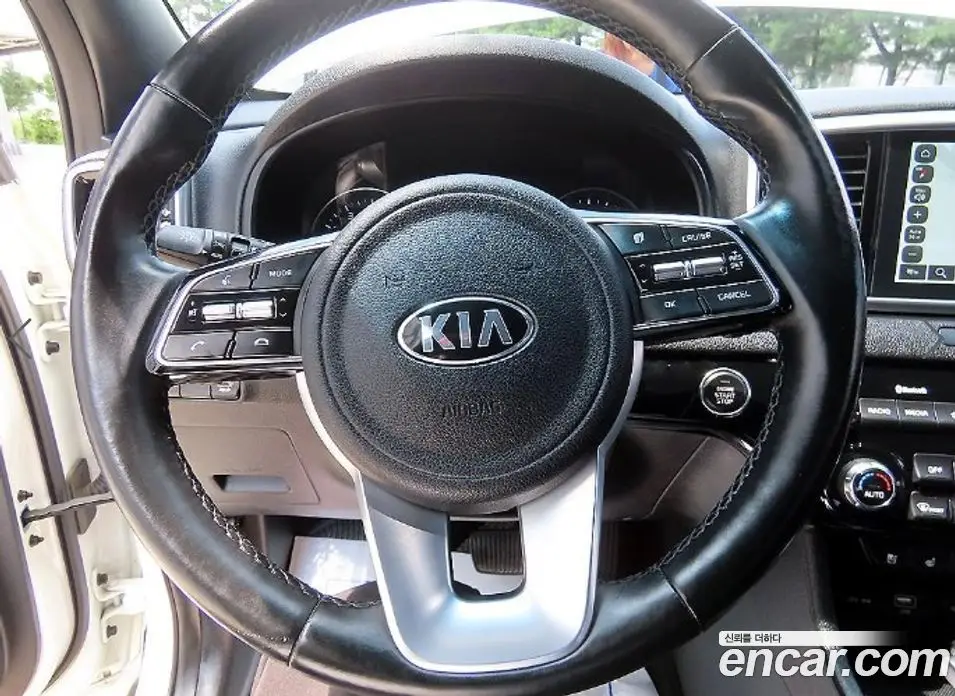 Kia Sportage 2018 2.0 автомат (гидро), фото 8