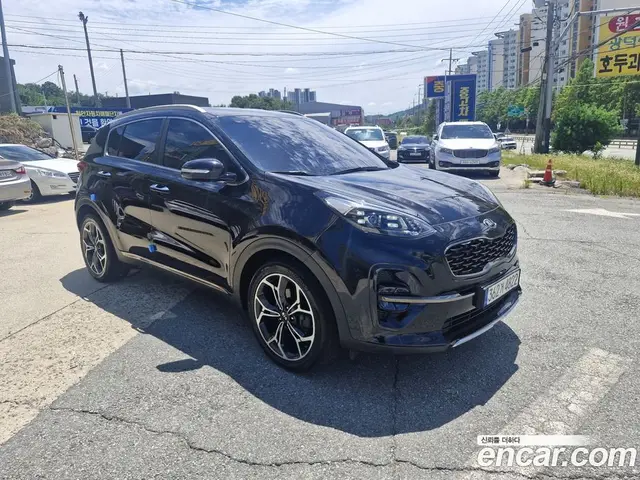 Kia Sportage 2018 2.0 автомат (гидро), миниатюра 3
