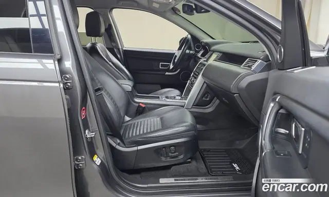Land Rover Discovery Sport 2016 2.0 автомат (гидро), миниатюра 11