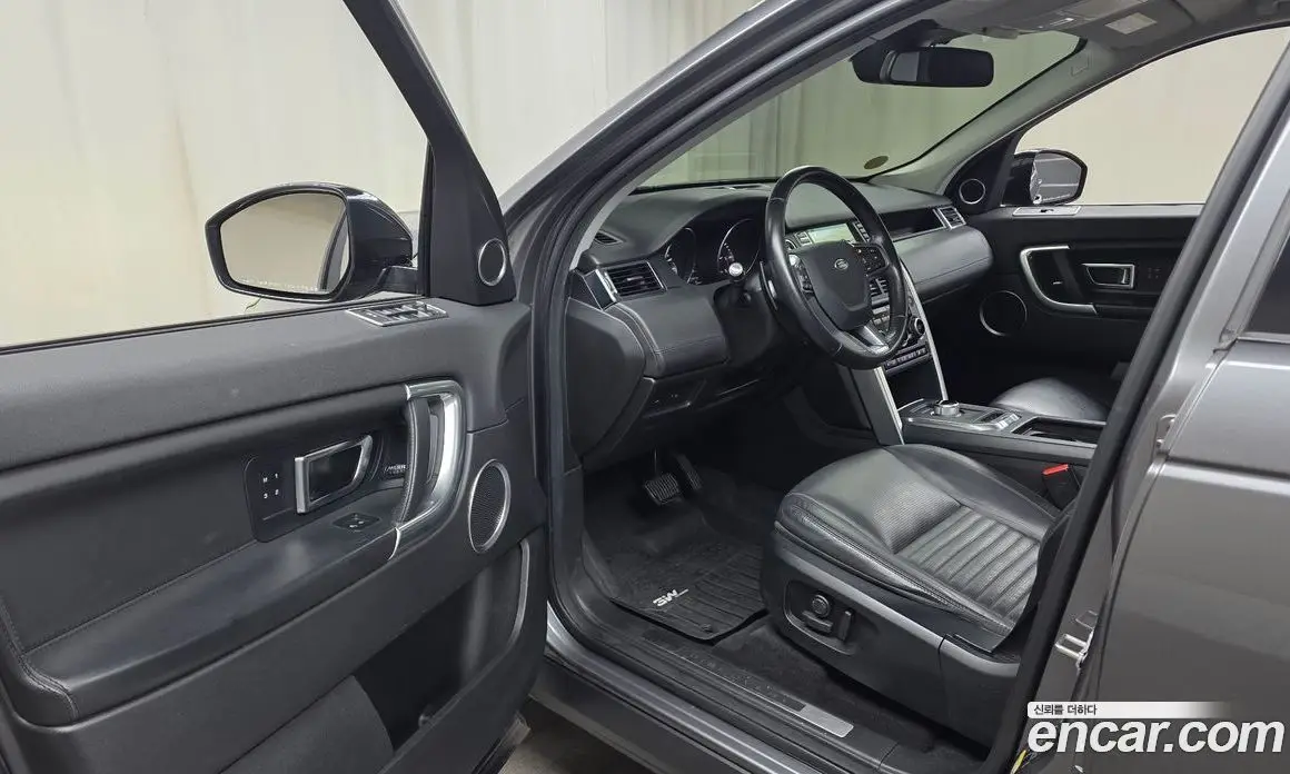 Land Rover Discovery Sport 2016 2.0 автомат (гидро), фото 10