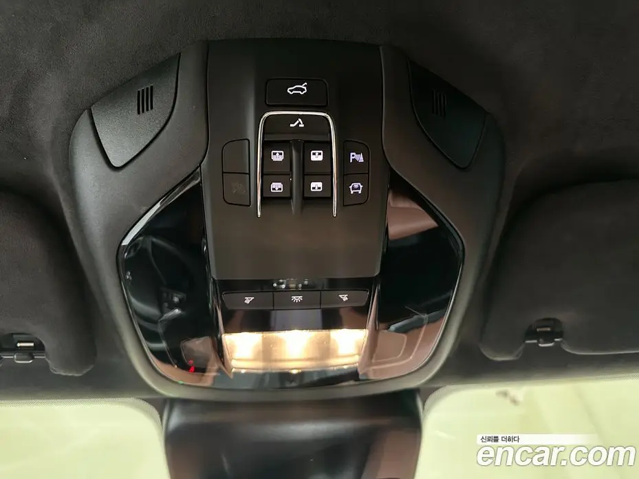 Maserati Levante 2023 3.0 автомат (гидро), фото 16