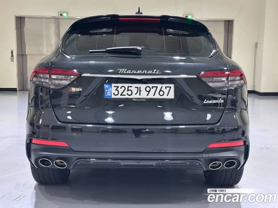 Maserati Levante 2023 3.0 автомат (гидро), фото 4