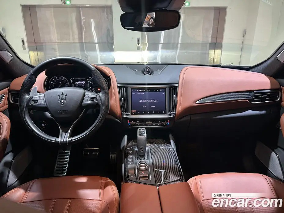 Maserati Levante 2023 3.0 автомат (гидро), фото 7