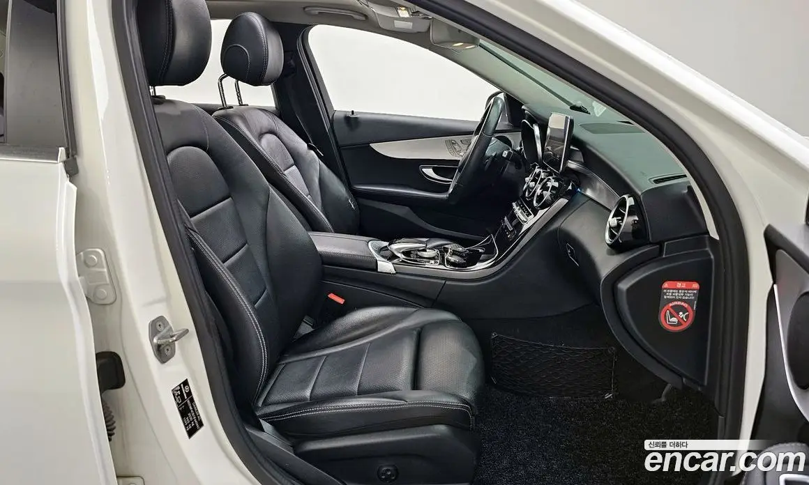 Mercedes-Benz C-Class 2017 2.0 автомат (гидро), фото 11 Mercedes-Benz C-Class 2017 2.0 автомат (гидро), фото 11