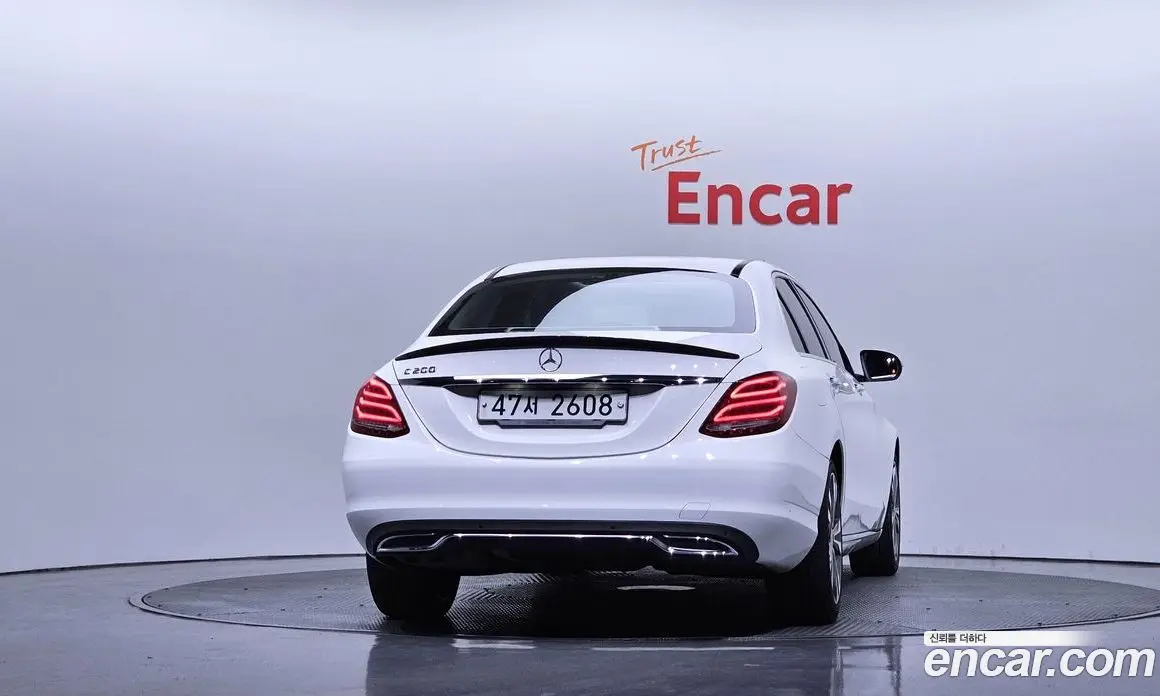 Mercedes-Benz C-Class 2017 2.0 автомат (гидро), фото 4 Mercedes-Benz C-Class 2017 2.0 автомат (гидро), фото 4