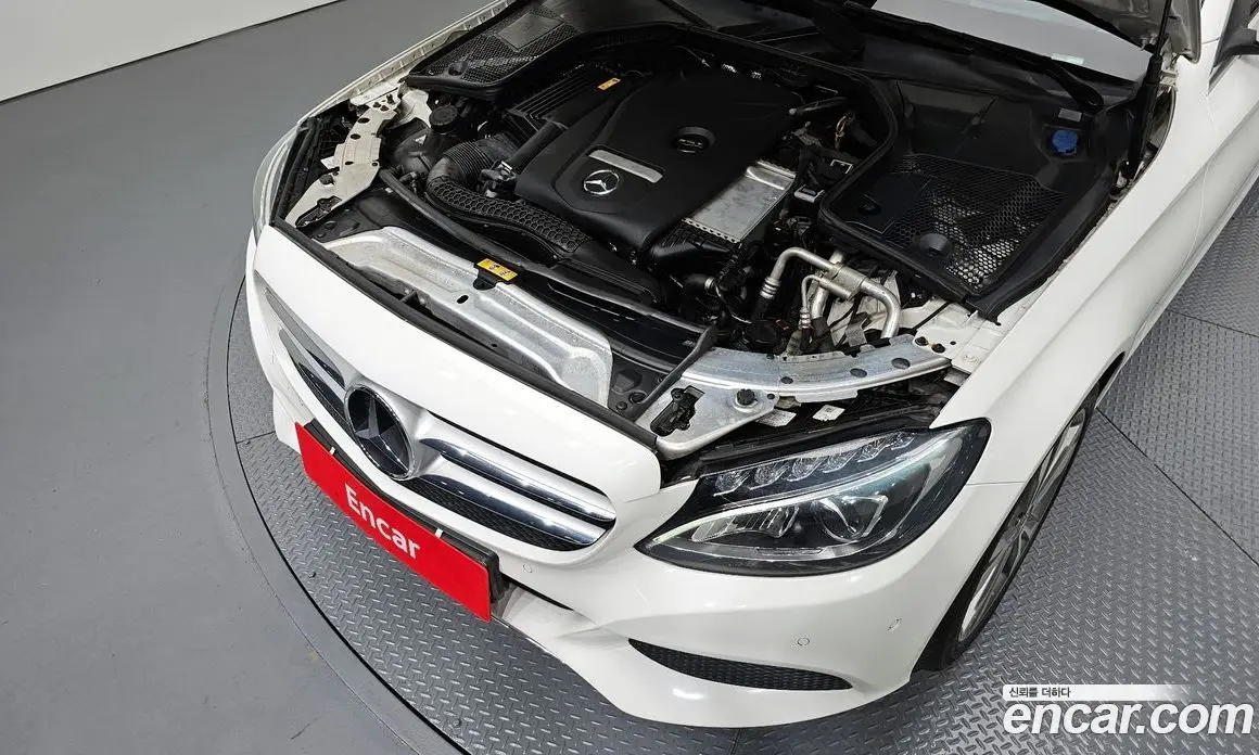 Mercedes-Benz C-Class 2017 2.0 автомат (гидро), фото 6 Mercedes-Benz C-Class 2017 2.0 автомат (гидро), фото 6