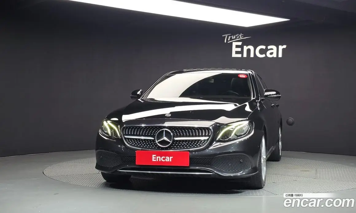 Mercedes-Benz E-Class 2017 2.0 автомат (гидро), фото 3