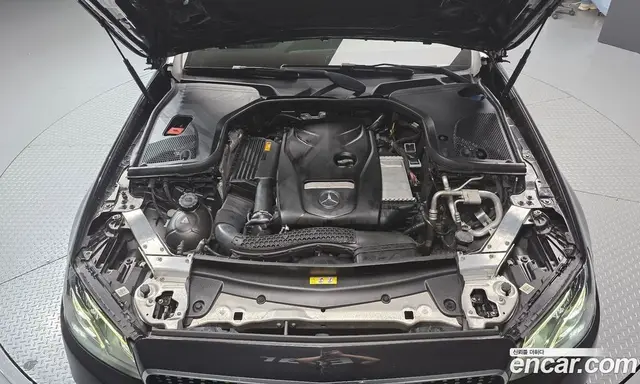 Mercedes-Benz E-Class 2017 2.0 автомат (гидро), миниатюра 6