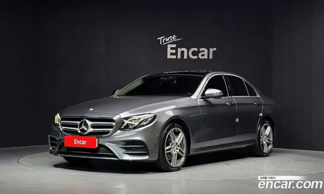 Mercedes-Benz E-Class, 2017, 200 152 км