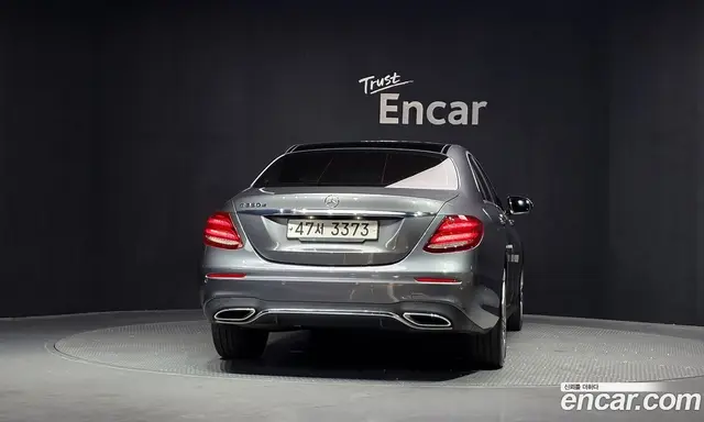 Mercedes-Benz E-Class 2017 3.0 автомат (гидро), миниатюра 4