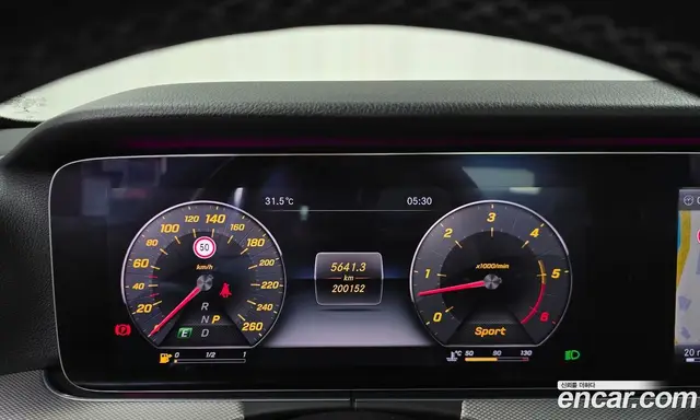 Mercedes-Benz E-Class 2017 3.0 автомат (гидро), миниатюра 8