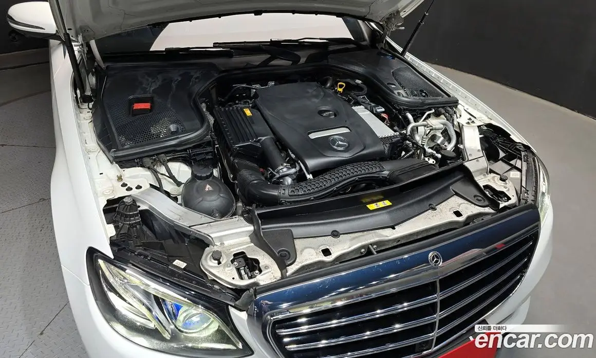 Mercedes-Benz E-Class 2018 2.0 автомат (гидро), фото 6