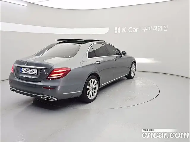 Mercedes-Benz E-Class 2019 2.0 автомат (гидро), миниатюра 2 Mercedes-Benz E-Class 2019 2.0 автомат (гидро), миниатюра 2