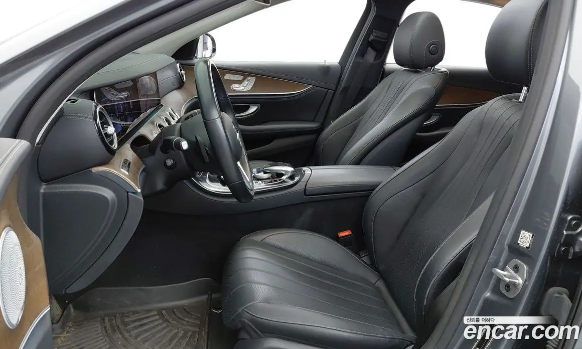 Mercedes-Benz E-Class 2019 2.0 автомат (гидро), фото 13 Mercedes-Benz E-Class 2019 2.0 автомат (гидро), фото 13