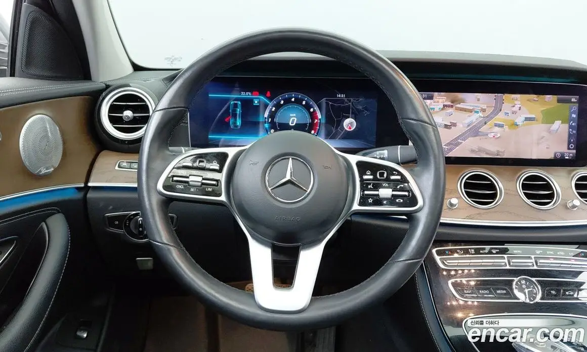Mercedes-Benz E-Class 2019 2.0 автомат (гидро), фото 16 Mercedes-Benz E-Class 2019 2.0 автомат (гидро), фото 16