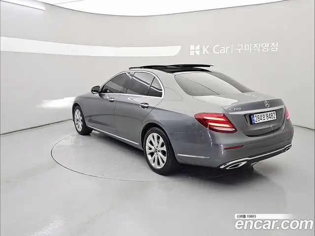 Mercedes-Benz E-Class 2019 2.0 автомат (гидро), миниатюра 4 Mercedes-Benz E-Class 2019 2.0 автомат (гидро), миниатюра 4