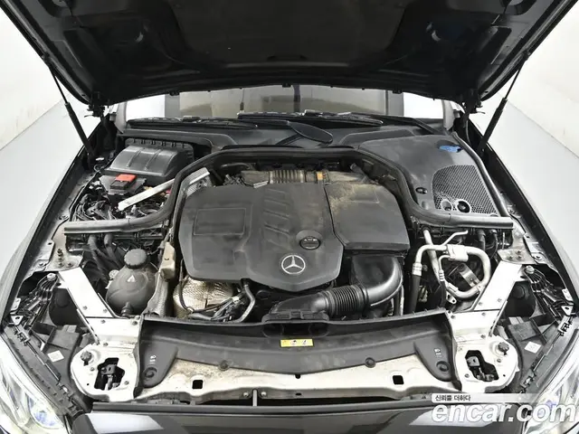 Mercedes-Benz E-Class 2019 1.9 автомат (гидро), миниатюра 6