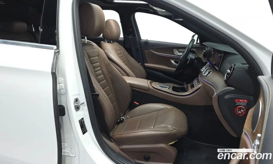 Mercedes-Benz E-Class 2021 2.0 автомат (гидро), фото 17