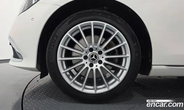 Mercedes-Benz E-Class 2021 2.0 автомат (гидро), миниатюра 5