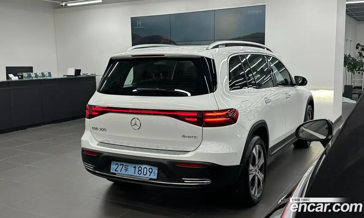 Mercedes-Benz EQB 2025 автомат (гидро), фото 4