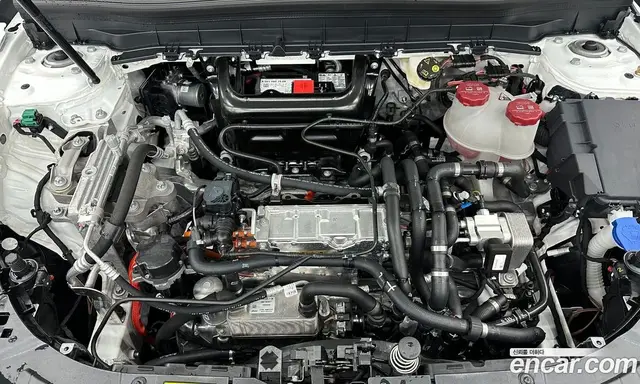 Mercedes-Benz EQB 2025 автомат (гидро), миниатюра 6