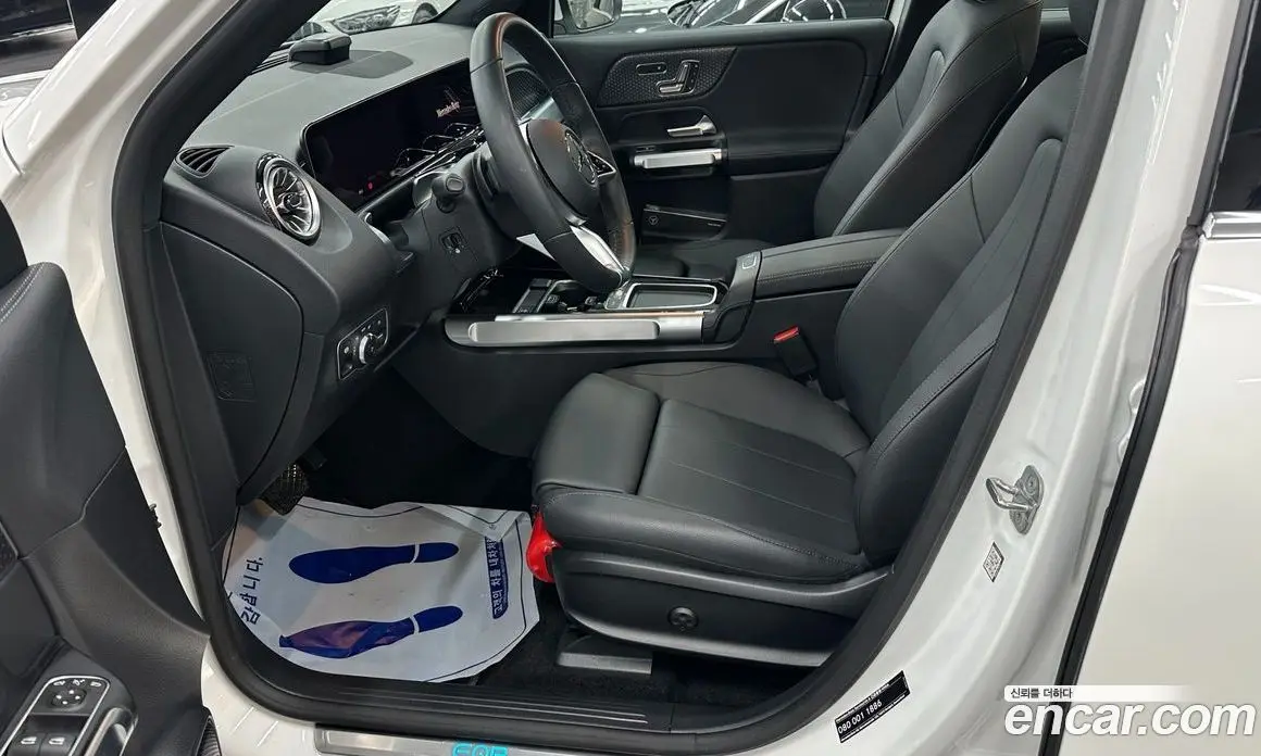 Mercedes-Benz EQB 2025 автомат (гидро), фото 10