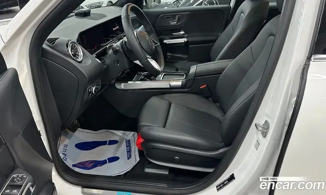 Mercedes-Benz EQB 2025 автомат (гидро), миниатюра 10