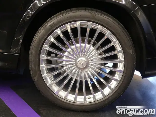 Mercedes-Benz GLS-Class 2022 4.0 автомат (гидро), миниатюра 8 Mercedes-Benz GLS-Class 2022 4.0 автомат (гидро), миниатюра 8