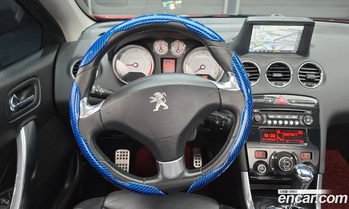 Peugeot 308 2013 2.0 автомат (гидро), фото 13