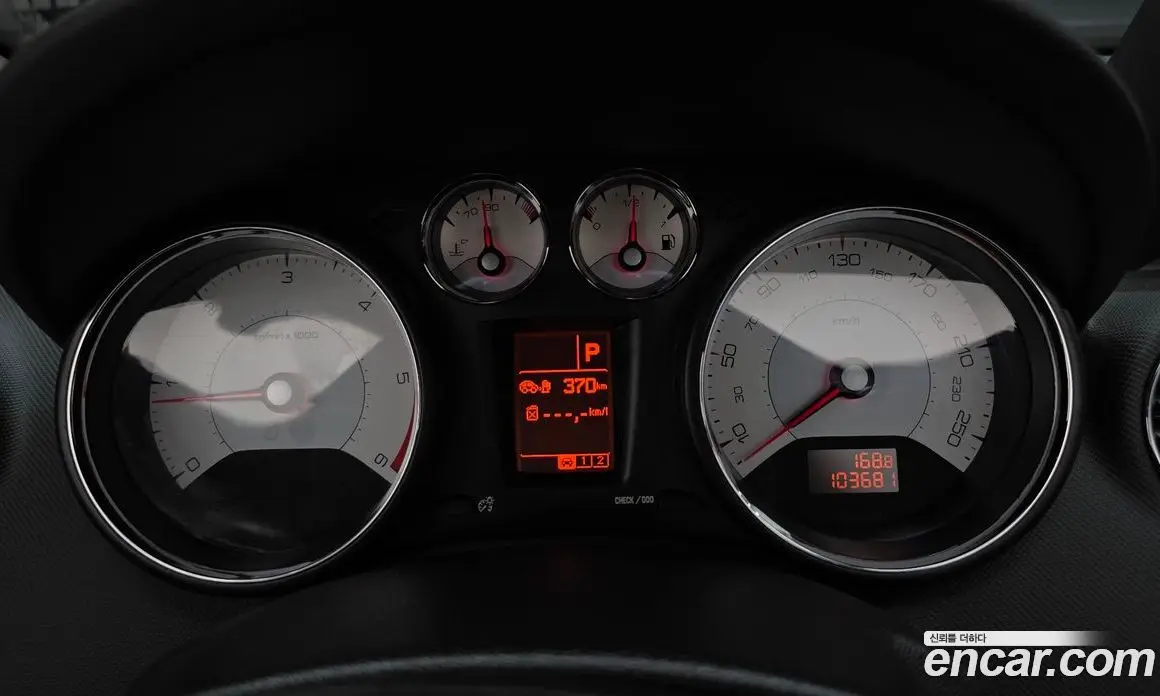 Peugeot 308 2013 2.0 автомат (гидро), фото 8