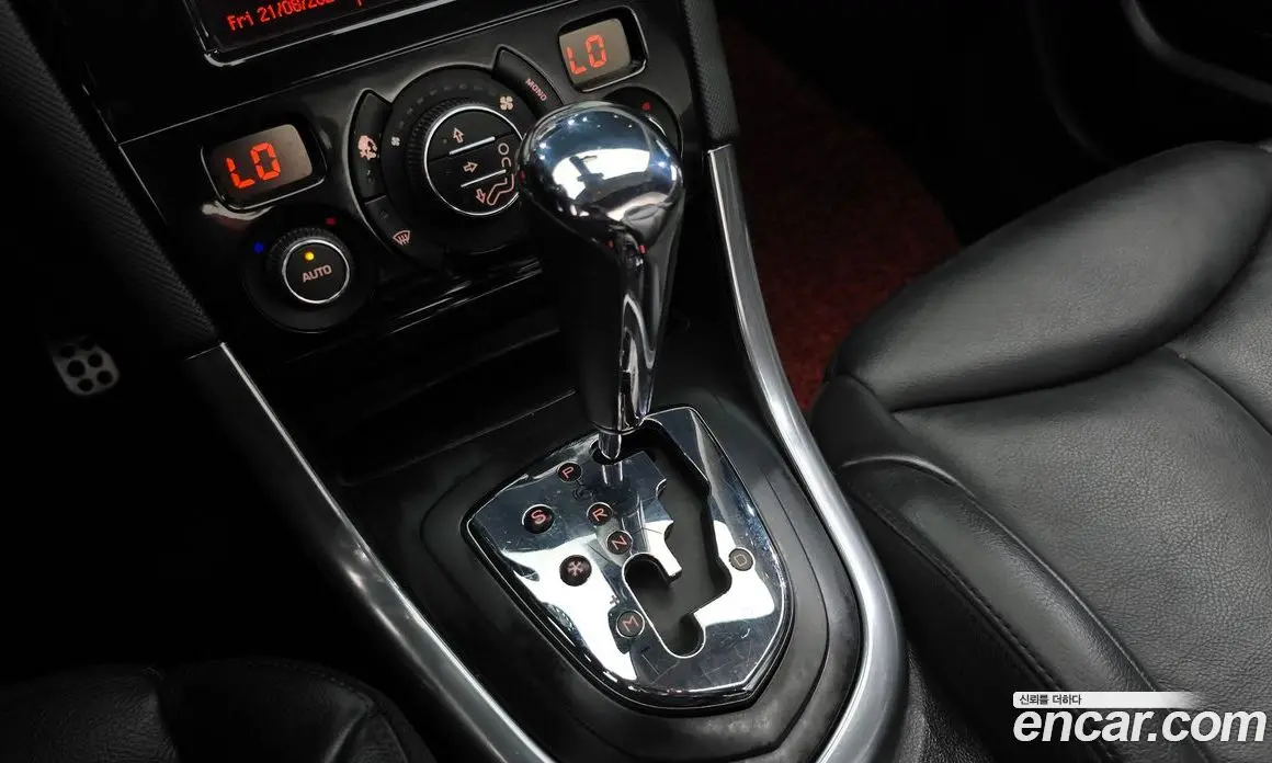 Peugeot 308 2013 2.0 автомат (гидро), фото 9
