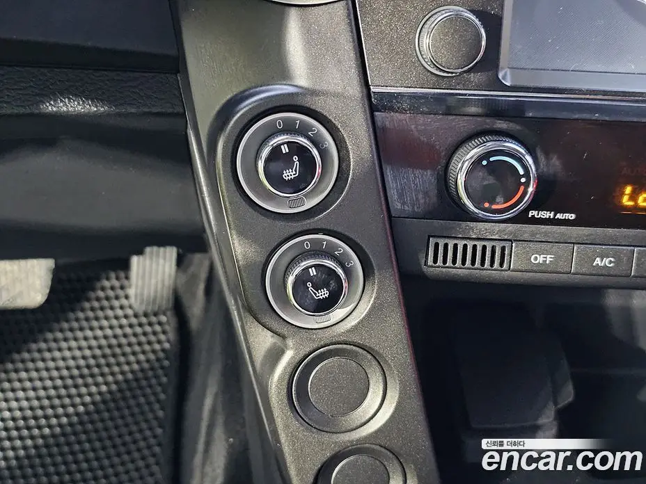 SsangYong Korando 2017 2.2 автомат (гидро), фото 15