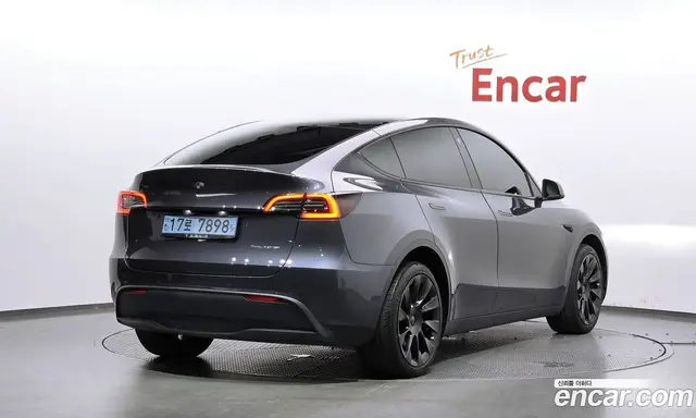 Tesla Model Y 2022 0.2 автомат (гидро), миниатюра 2 Tesla Model Y 2022 0.2 автомат (гидро), миниатюра 2