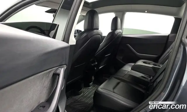 Tesla Model Y 2022 0.2 автомат (гидро), миниатюра 11 Tesla Model Y 2022 0.2 автомат (гидро), миниатюра 11