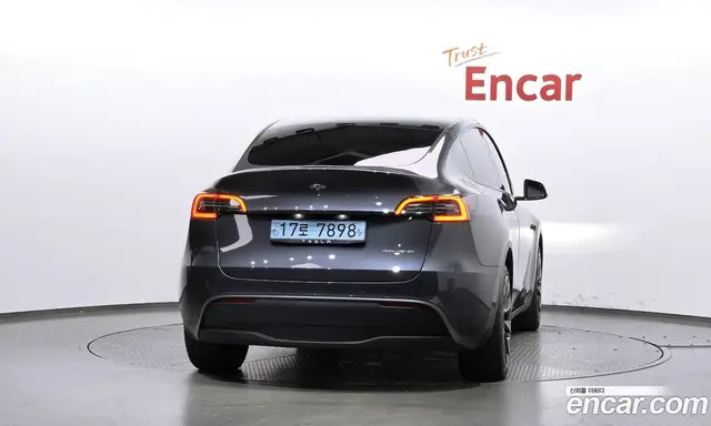 Tesla Model Y 2022 0.2 автомат (гидро), миниатюра 4 Tesla Model Y 2022 0.2 автомат (гидро), миниатюра 4