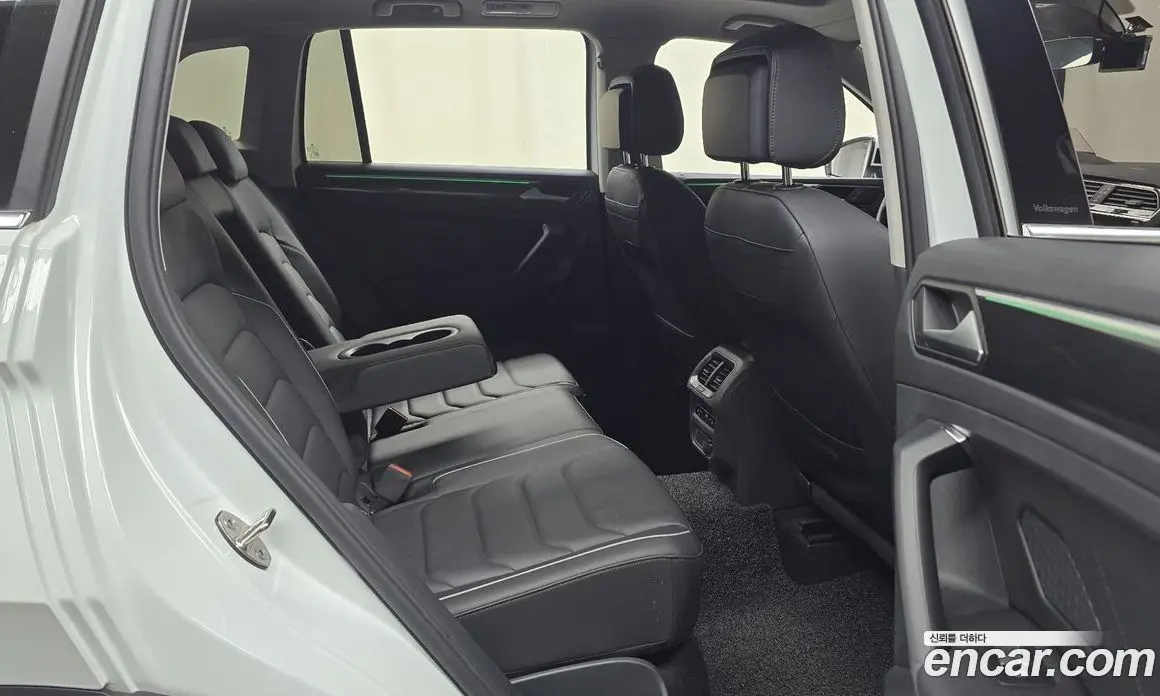 Volkswagen Tiguan 2024 2.0 автомат (гидро), фото 16