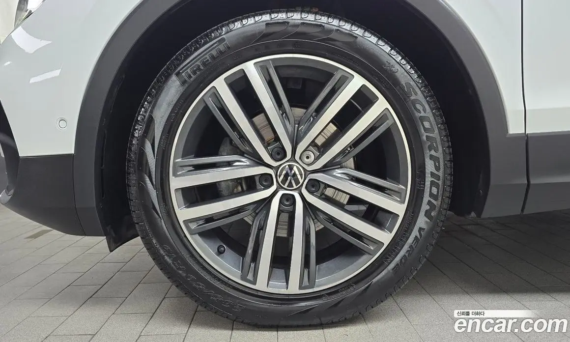 Volkswagen Tiguan 2024 2.0 автомат (гидро), фото 4