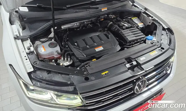 Volkswagen Tiguan 2024 2.0 автомат (гидро), миниатюра 5