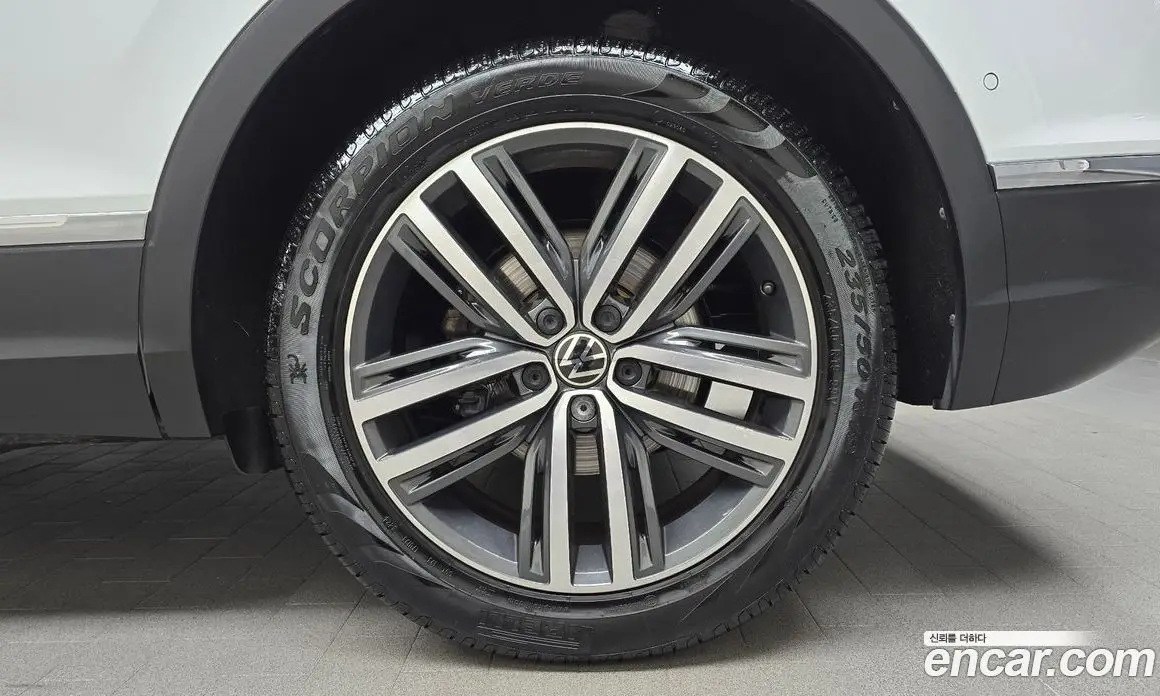 Volkswagen Tiguan 2024 2.0 автомат (гидро), фото 6