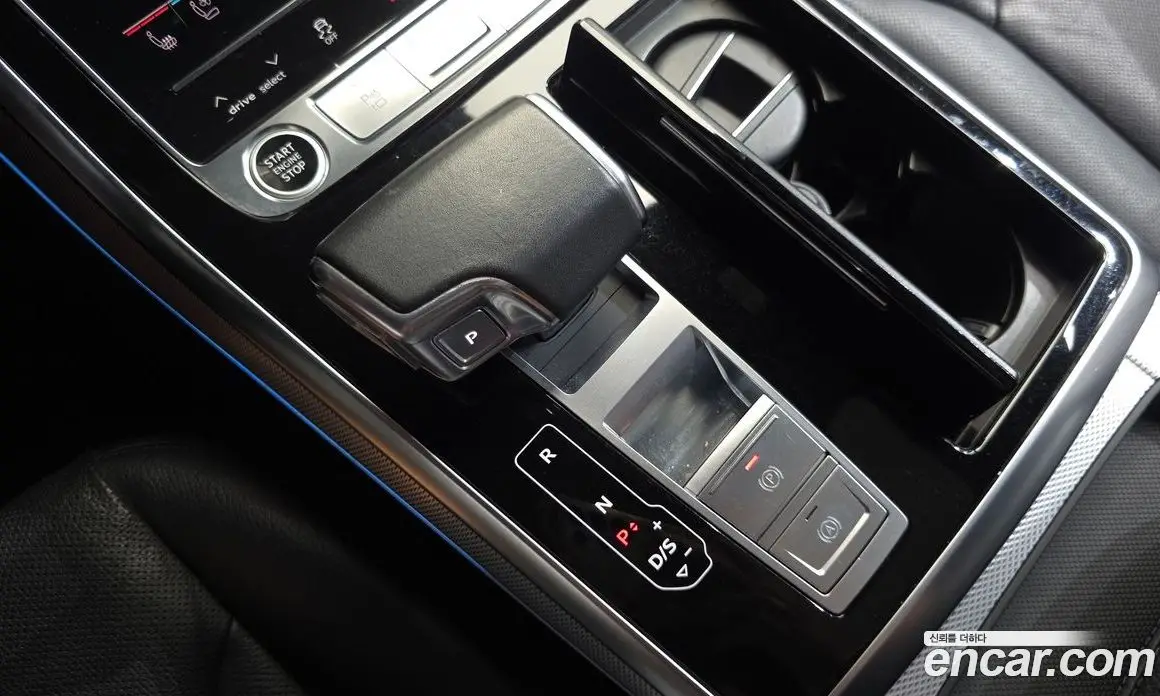 Audi Q8 2021 3.0 автомат (гидро), фото 11