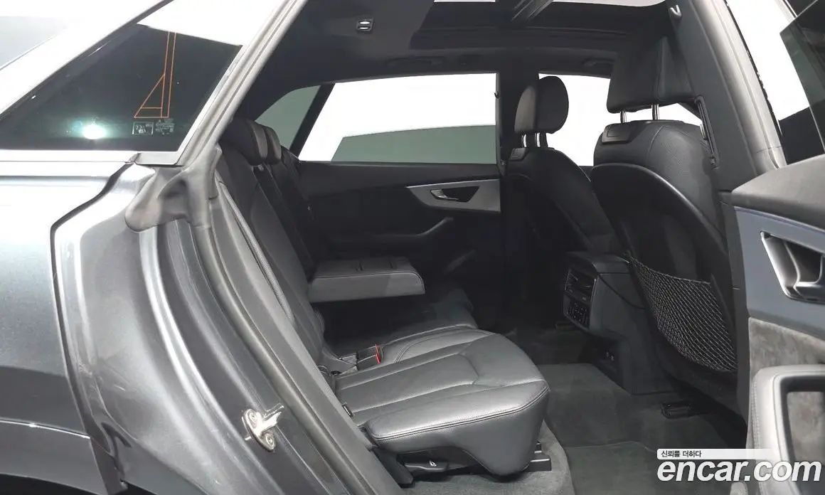Audi Q8 2021 3.0 автомат (гидро), фото 16