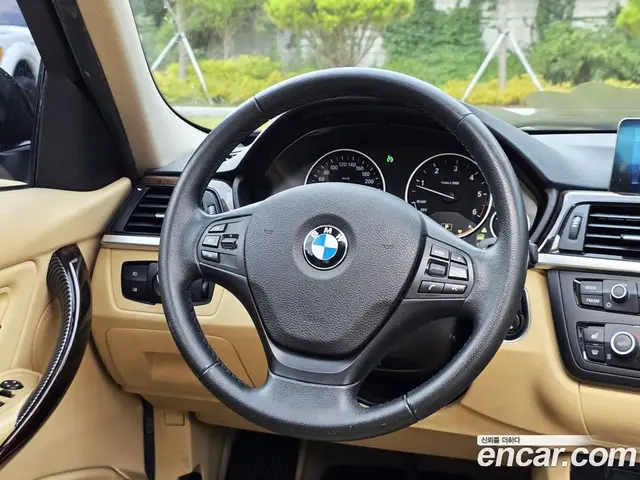 BMW 3 серия 2015 2.0 автомат (гидро), миниатюра 9 BMW 3 серия 2015 2.0 автомат (гидро), миниатюра 9