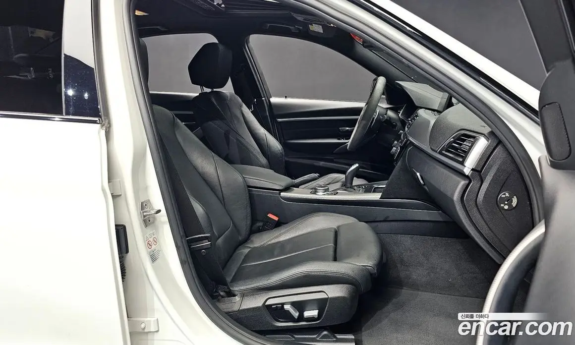 BMW 3 серия 2018 2.0 автомат (гидро), фото 17 BMW 3 серия 2018 2.0 автомат (гидро), фото 17