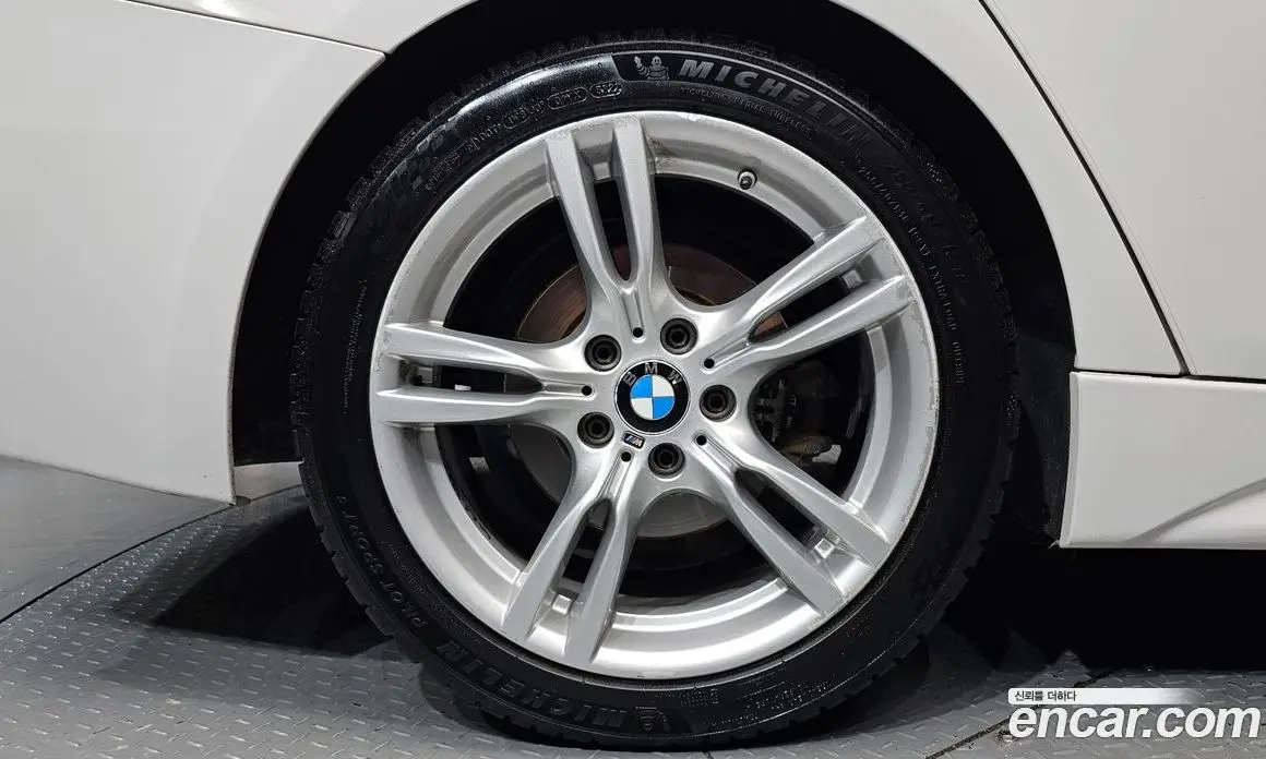 BMW 3 серия 2018 2.0 автомат (гидро), фото 5 BMW 3 серия 2018 2.0 автомат (гидро), фото 5