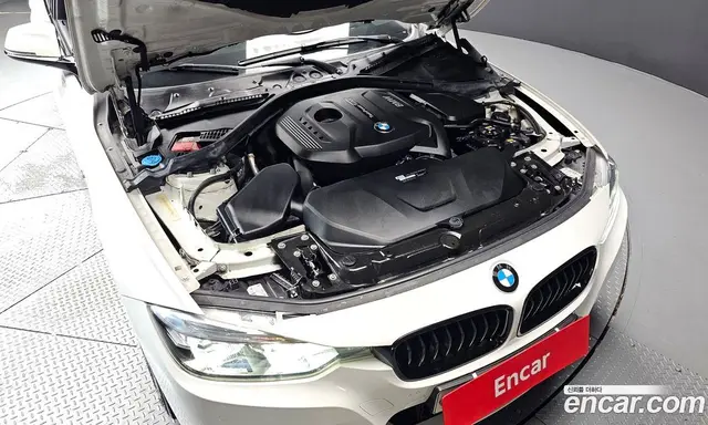 BMW 3 серия 2018 2.0 автомат (гидро), миниатюра 6 BMW 3 серия 2018 2.0 автомат (гидро), миниатюра 6