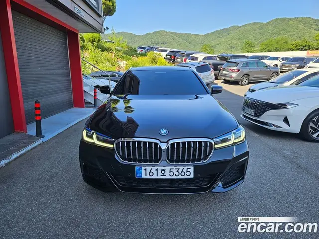 BMW 5 серия 2023 2.0 автомат (гидро), миниатюра 2